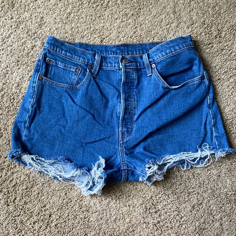 Levi’s 501 jean shorts